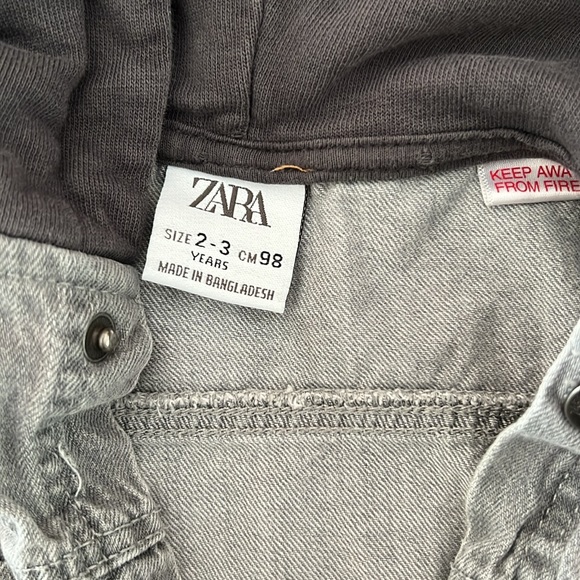 Hooded Jean Shacket from Zara (2-3y) - Picture 2 of 3